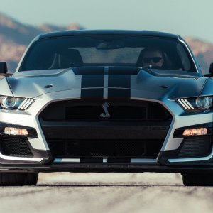 2020-ford-mustang-shelby-gt500-1(6).jpg